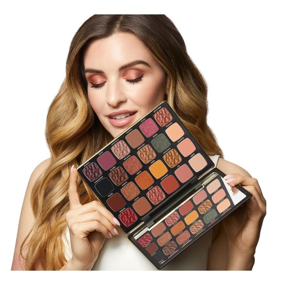 Tarte Maneater After Dark Eyeshadow Palette - Picture 2 of 11